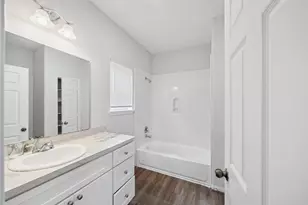 9018 Everglade Dr, Houston, TX 77078 - Photo 18