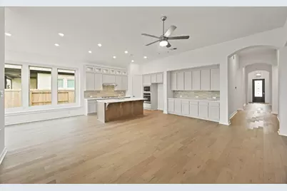 116 Silverbow Creek Way, Conroe, TX 77304 - Photo 6