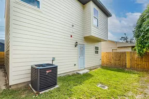 8923 De Priest St, Houston, TX 77088 - Photo 32