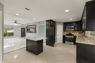 2502 Planters House Ln, Katy, TX 77449 - Photo 10