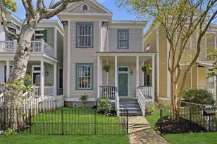 2523 Avenue M, Galveston, TX 77550 - Photo 1