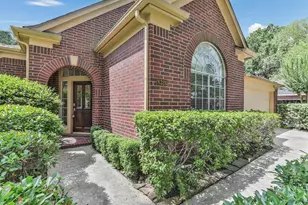 8326 Hunters Village Dr, Humble, TX 77346 - Photo 2