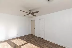 6438 Washington St, Groves, TX 77619 - Photo 18