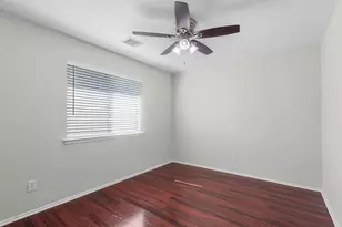 13510 Bright View Ln, Houston, TX 77034 - Photo 12
