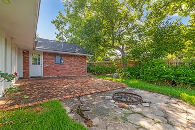 8902 Theysen Drive, Houston, TX 77080 - Photo 46