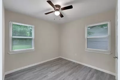 9409 Fairland Drive, Houston, TX 77051 - Photo 14