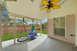 1614 Roaring Springs Ln, Pasadena, TX 77586 - Photo 40