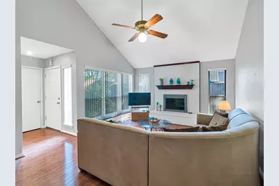 13833 Hollowgreen Drive, Houston, TX 77082 - Photo 12