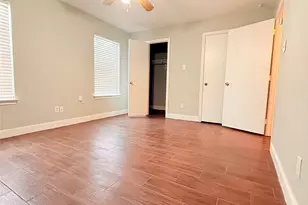 320 Willowick St, Tomball, TX 77375 - Photo 4