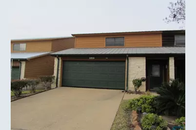 1914 20th Street, Huntsville, TX 77340 - Photo 2