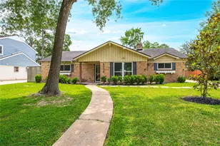 4034 Shady Springs Dr, Seabrook, TX 77586 - Photo 1
