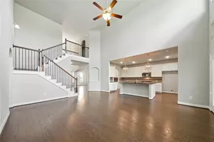 2072 Brookmont Dr, Conroe, TX 77301 - Photo 8