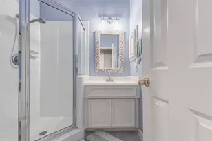 315 W Drew St, Houston, TX 77006 - Photo 22