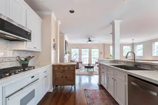 315 W Drew St, Houston, TX 77006 - Photo 10