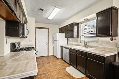 1113 Union Valley Drive, Pearland, TX 77581 - Photo 10