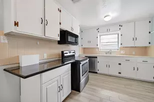 3428 Bradford St, Houston, TX 77025 - Photo 12