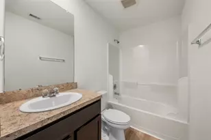 14538 Broadbury Pond Rd, Houston, TX 77583 - Photo 22