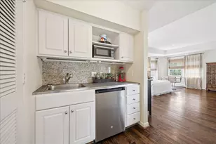 5744 Shady River Dr, Houston, TX 77057 - Photo 22