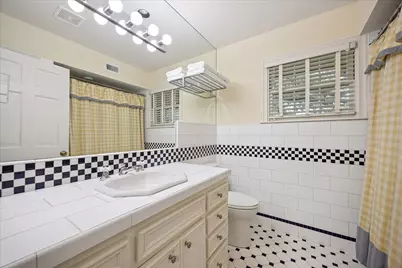 5744 Shady River Drive, Houston, TX 77057 - Photo 16