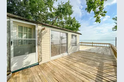 3014 Bay Oaks Harbor Drive, Baytown, TX 77523 - Photo 6