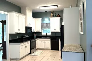 8380 Shady Ln, Bryan, TX 77808 - Photo 4