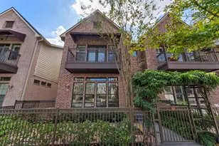 14 Riva Row, The Woodlands, TX 77380 - Photo 2