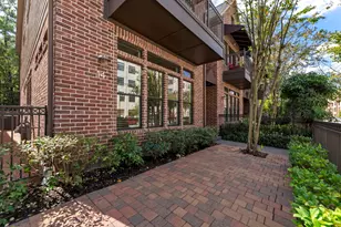 14 Riva Row, The Woodlands, TX 77380 - Photo 4