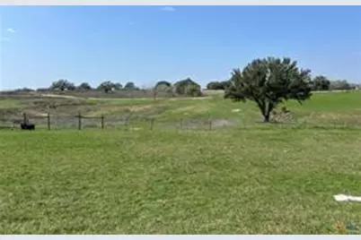 847 Hefner Lane, Cuero, TX 77954 - Photo 4