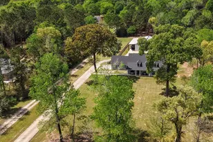 8472 Grand Lake Estates Dr, Montgomery, TX 77316 - Photo 6