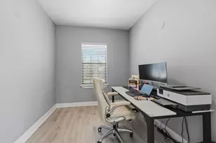 8472 Grand Lake Estates Dr, Montgomery, TX 77316 - Photo 26