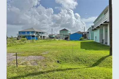 974 Pelican Lane, Crystal Beach, TX 77650 - Photo 10