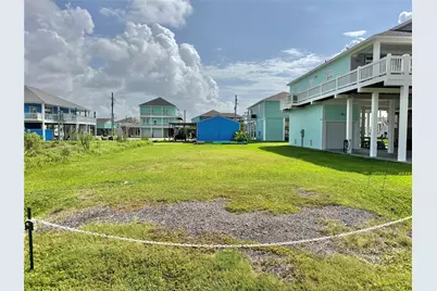 974 Pelican Lane, Crystal Beach, TX 77650 - Photo 4