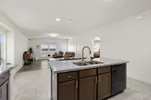 6819 Altadena Dr, Rosharon, TX 77583 - Photo 16