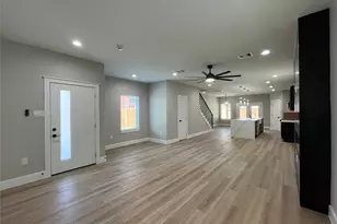 8006 Cora St, Houston, TX 77088 - Photo 4