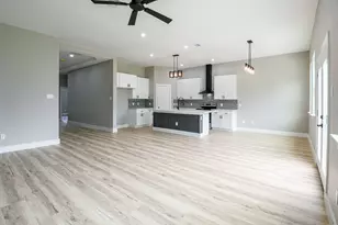 714 Autumn Ln, Livingston, TX 77351 - Photo 12