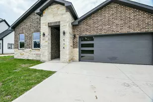 714 Autumn Ln, Livingston, TX 77351 - Photo 2