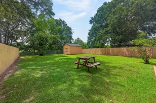 1320 W Palm Dr, Winnie, TX 77665 - Photo 24