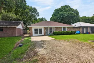 1320 W Palm Dr, Winnie, TX 77665 - Photo 28