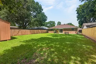 1320 W Palm Dr, Winnie, TX 77665 - Photo 26