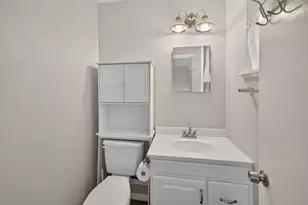 1320 W Palm Dr, Winnie, TX 77665 - Photo 20