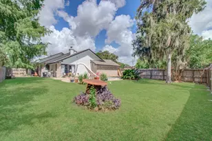 338 Banyan St, Lake Jackson, TX 77566 - Photo 32