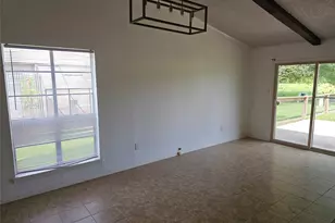 221 Palm Aire Dr, Friendswood, TX 77546 - Photo 10