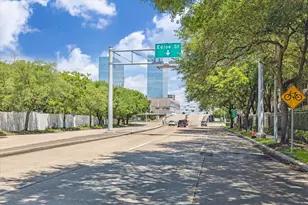 5135 Edloe St, Houston, TX 77005 - Photo 2