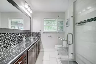 6837 Concho St, Houston, TX 77074 - Photo 12