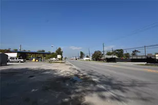 1133 Sheldon Rd, Channelview, TX 77530 - Photo 2