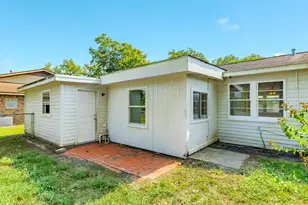 122 N Ringgold St, West Columbia, TX 77486 - Photo 28