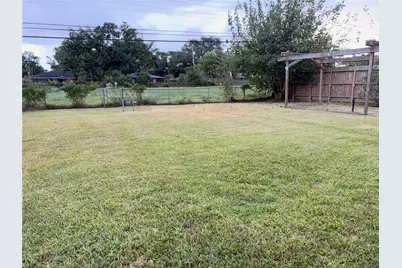2101 John Street, Pasadena, TX 77502 - Photo 10