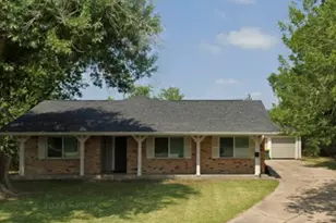 2706 Wilshire Cir, Pearland, TX 77581 - Photo 1