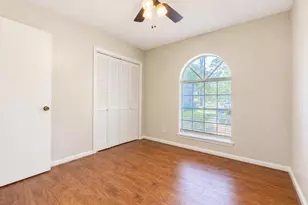 1747 Burning Tree Rd, Houston, TX 77339 - Photo 14