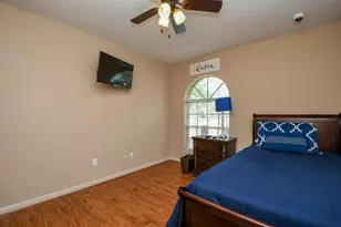 1747 Burning Tree Rd, Houston, TX 77339 - Photo 20